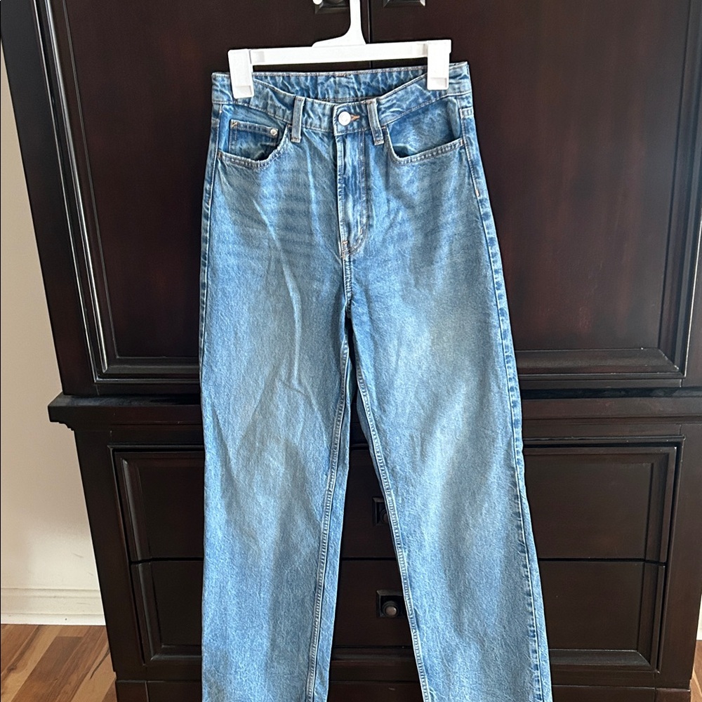 Classic High-Rise Light Blue Women's Jeans